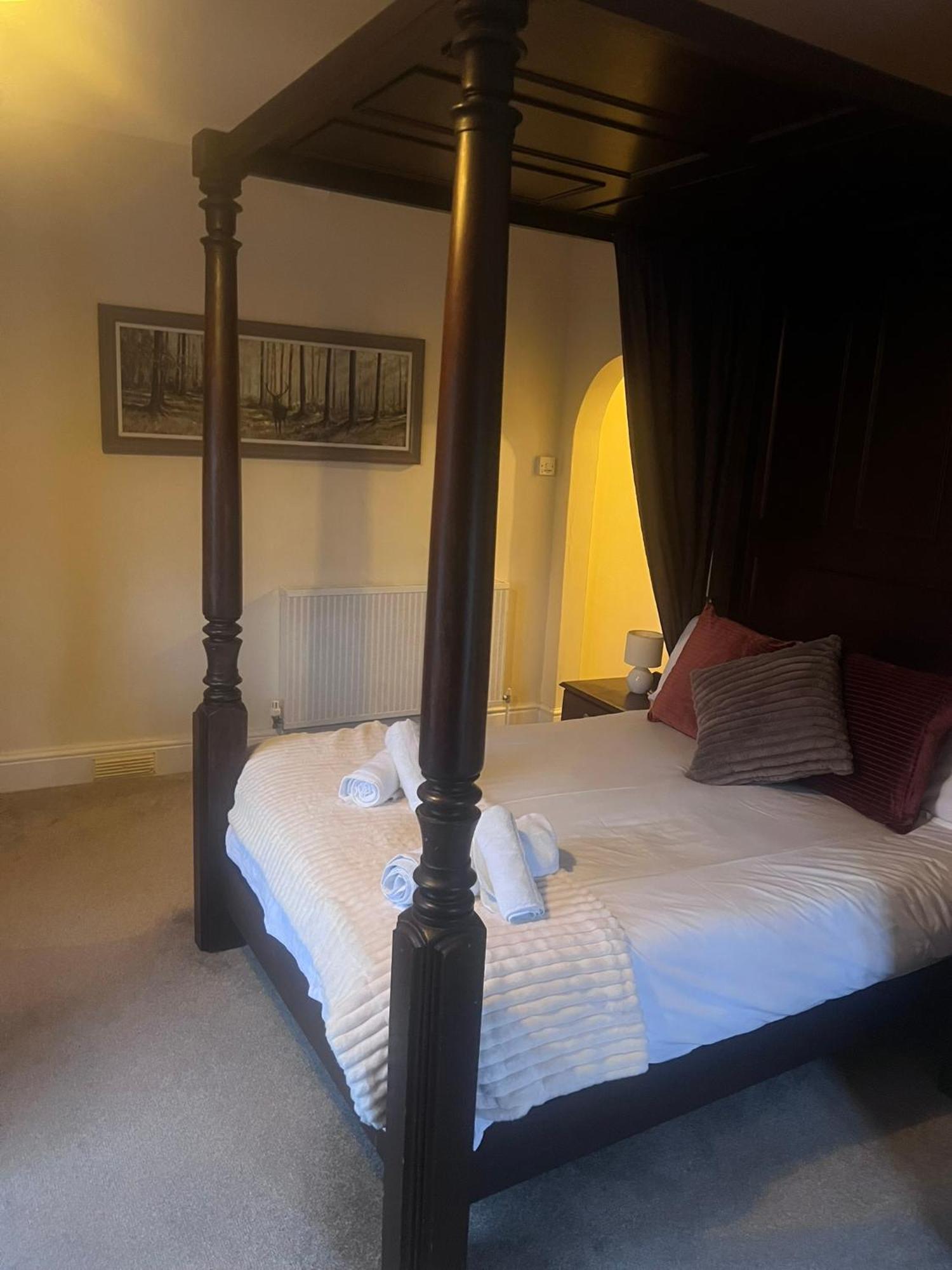 The Crown Hotel Lynton Eksteriør billede